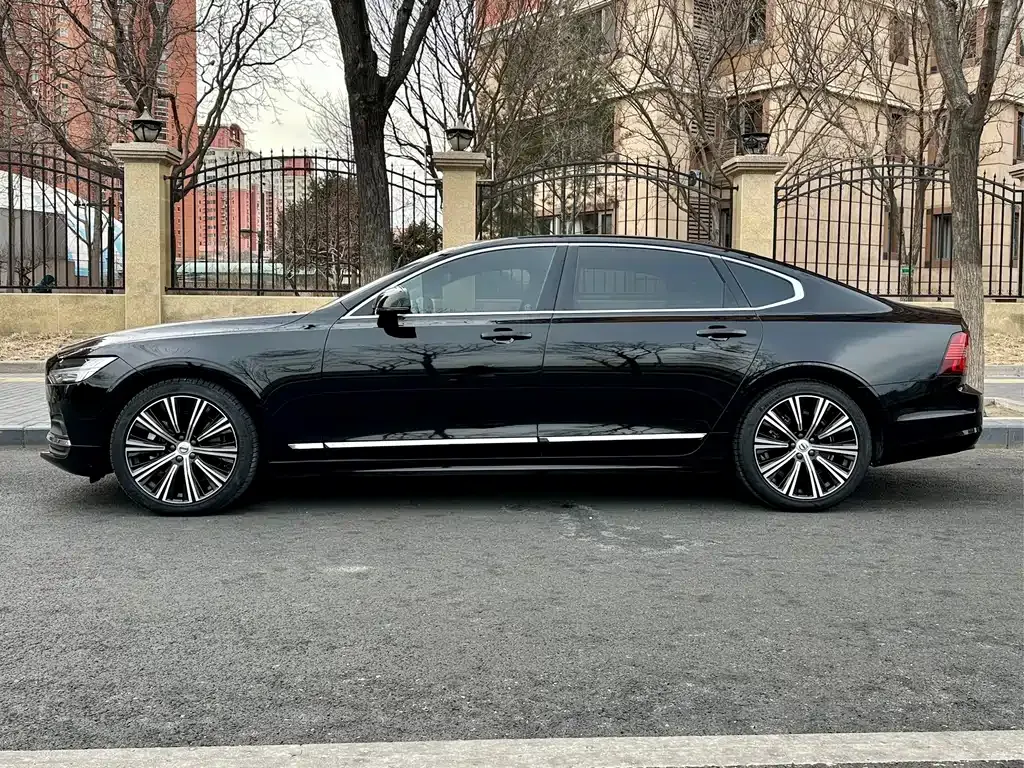 Volvo S90 — фото 10