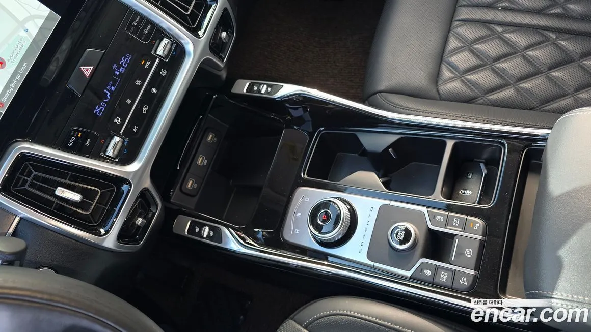 Kia Sorento — фото 3