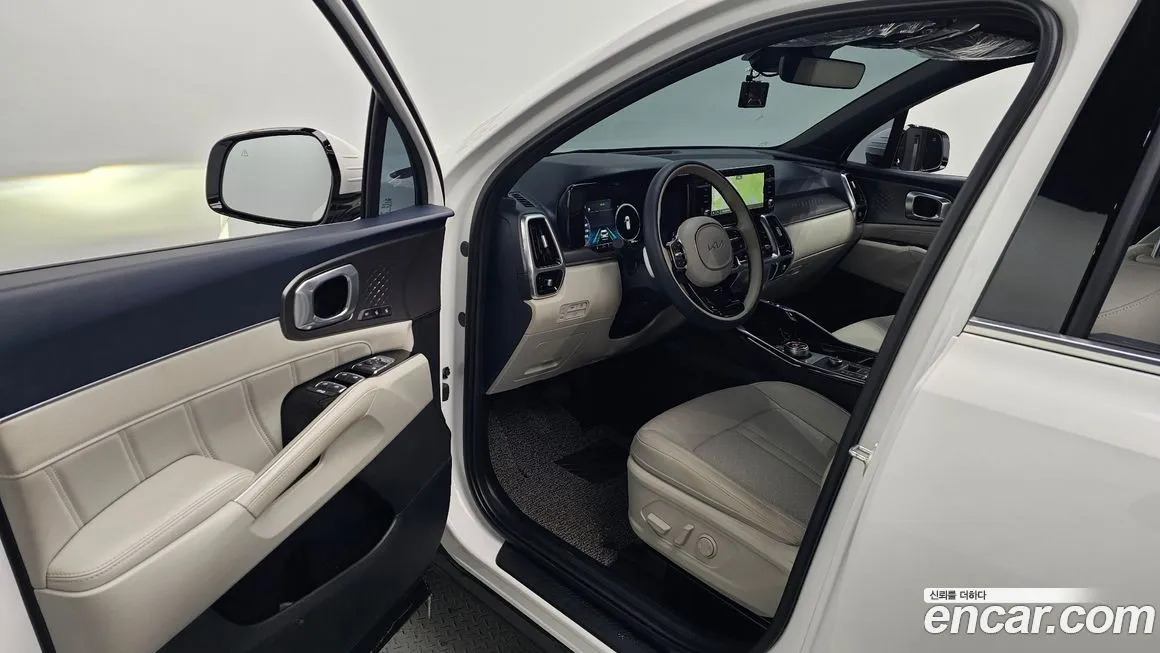 Kia Sorento — фото 8