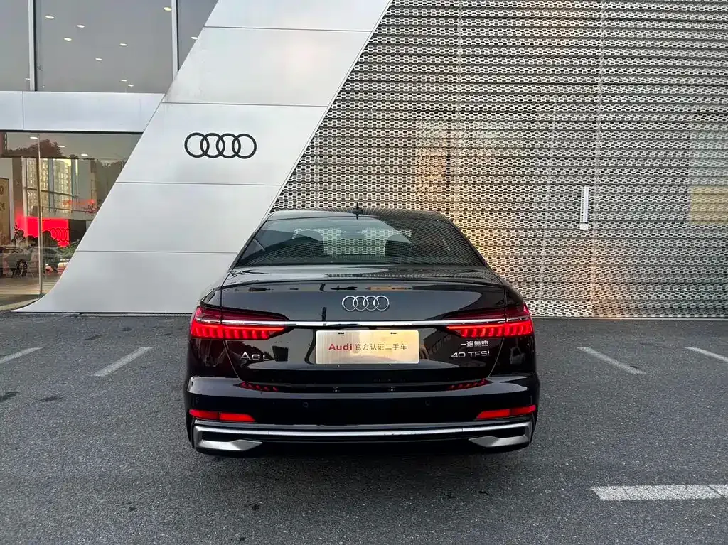 Audi A6L — фото 9