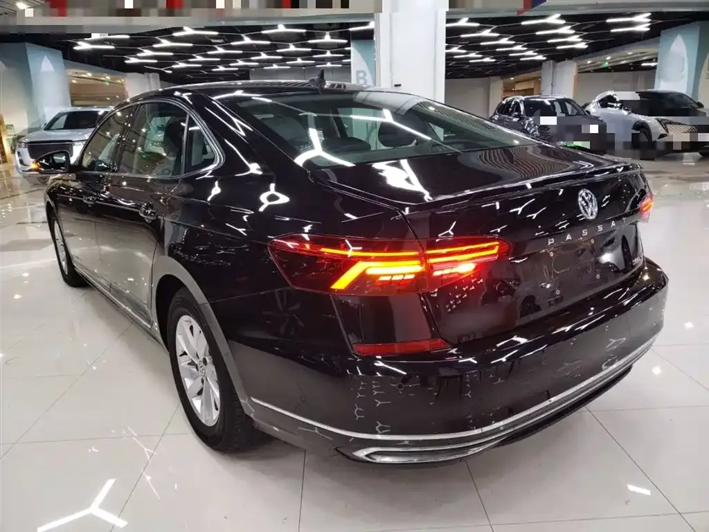 Volkswagen Passat 2024 из CN, фото 9