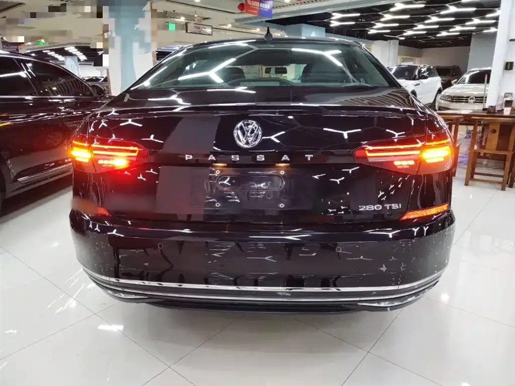 Volkswagen Passat 2024 из CN, фото 2