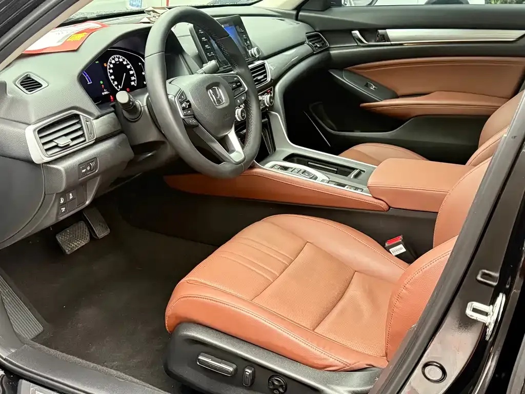 Honda Inspire — фото 10