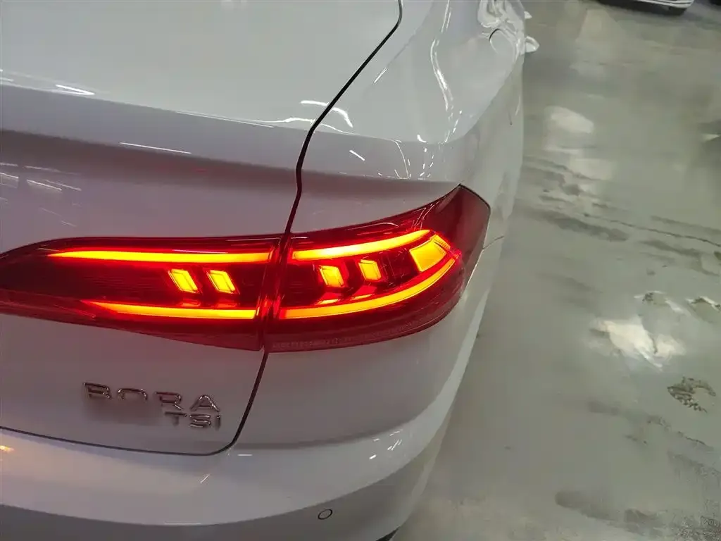 Volkswagen Bora 2024 из CN, фото 2