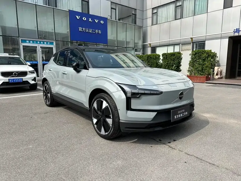 Volvo EX30 2024 из CN, фото 9