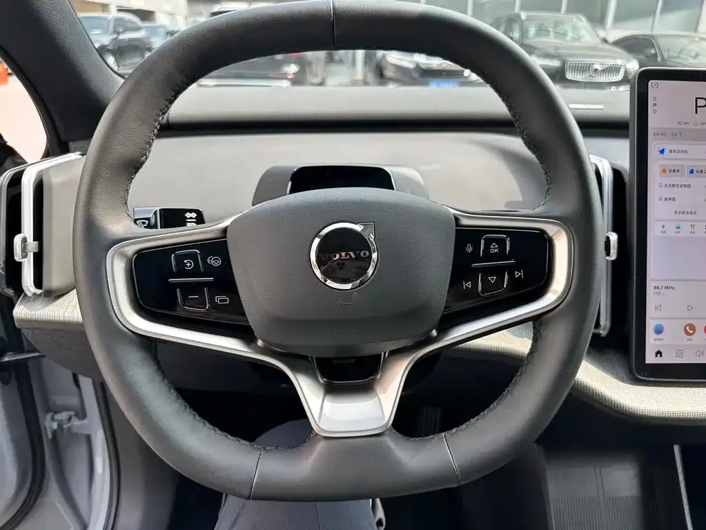 Volvo EX30 2024 из CN, фото 4