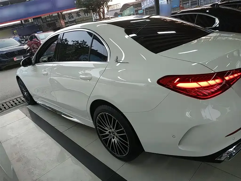 Mercedes-Benz C-Class 2024 из CN, фото 2