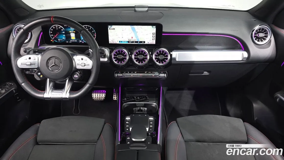 Mercedes-Benz GLB-Class — фото 10
