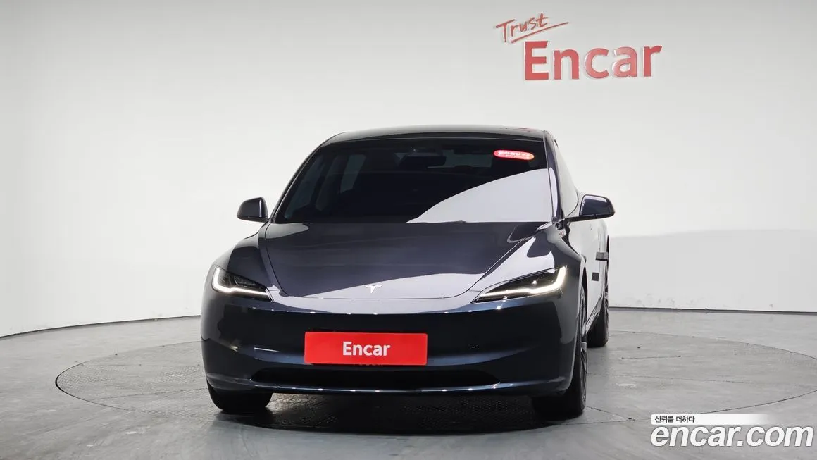 Tesla Model 3 2025 из KR, фото 3