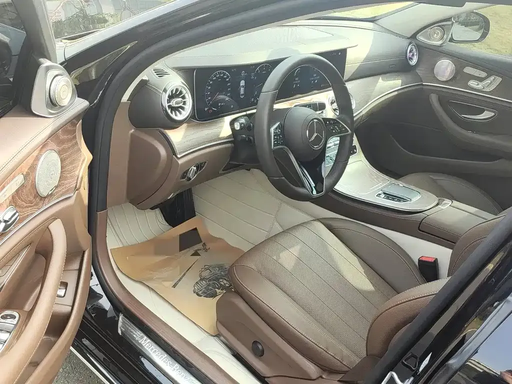 Mercedes-Benz E-Class 2023 из CN, фото 9