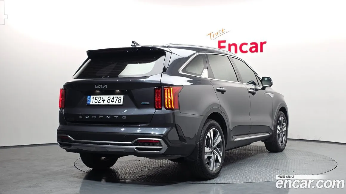 Kia Sorento — фото 10