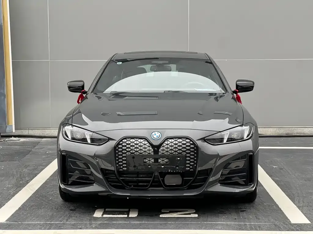 BMW i4 — фото 2