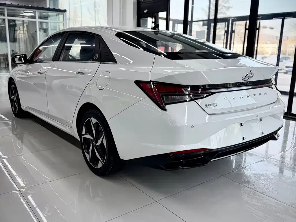 Hyundai Elantra 2021 из CN, фото 3