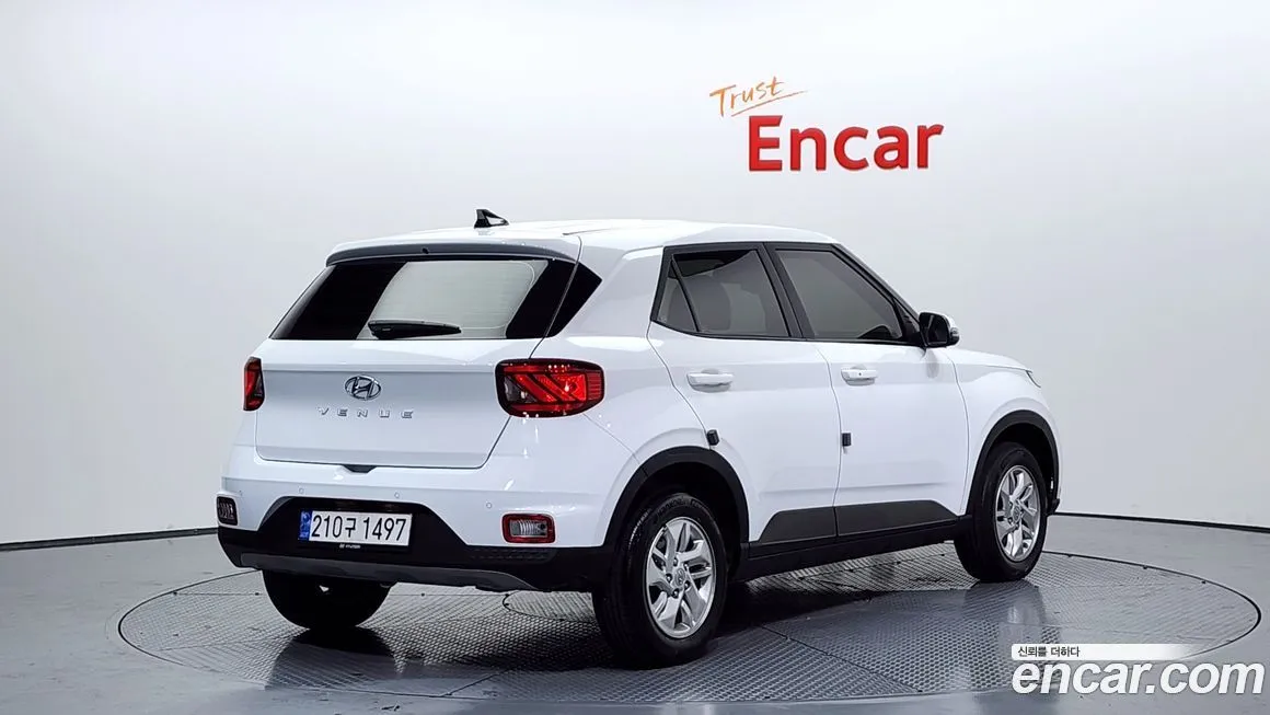 Hyundai Venue 2022 из KR, фото 2