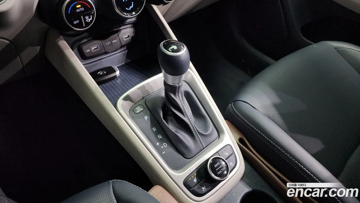 Hyundai Venue 2022 из KR, фото 4