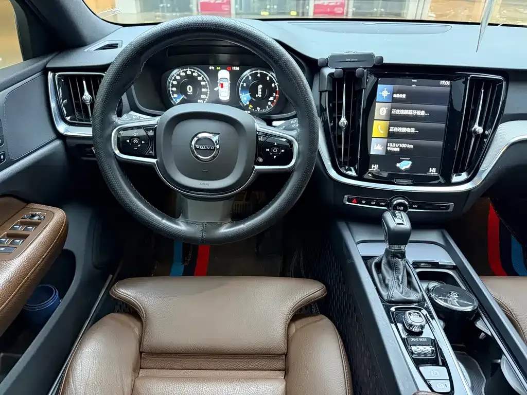 Volvo S60 2021 из CN, фото 9