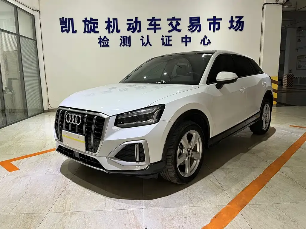 Audi Q2L 2022 из CN, фото 1