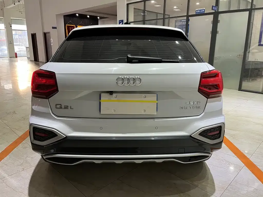 Audi Q2L 2022 из CN, фото 3