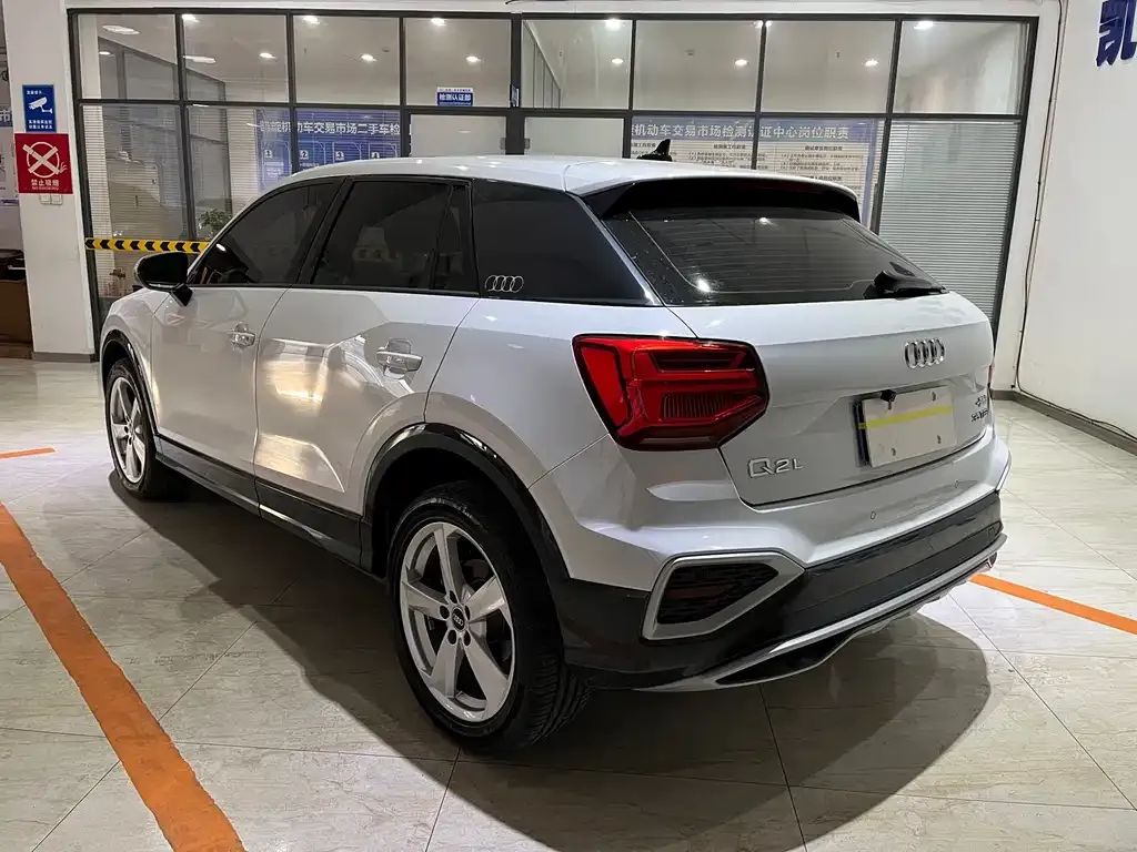 Audi Q2L 2022 из CN, фото 9