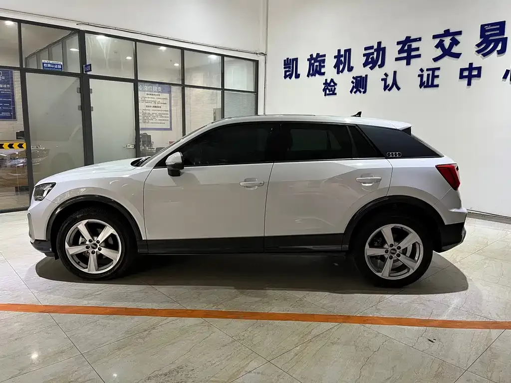 Audi Q2L 2022 из CN, фото 7