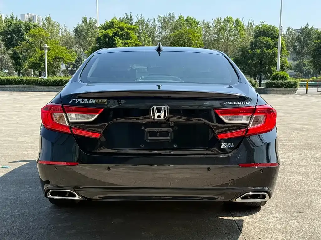 Honda Accord — фото 4
