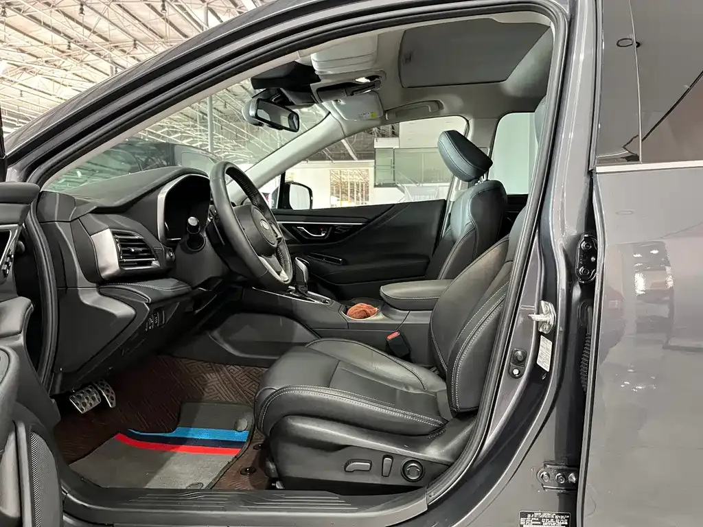 Subaru Outback 2023 из CN, фото 2