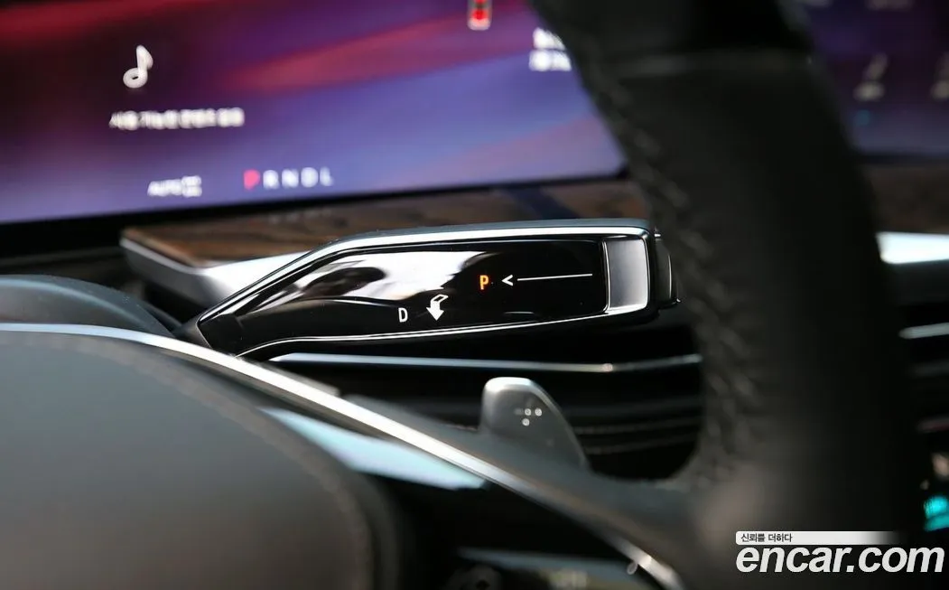 Cadillac Escalade 2025 из KR, фото 4