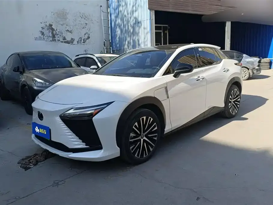 Lexus RZ 2023 из CN, фото 1