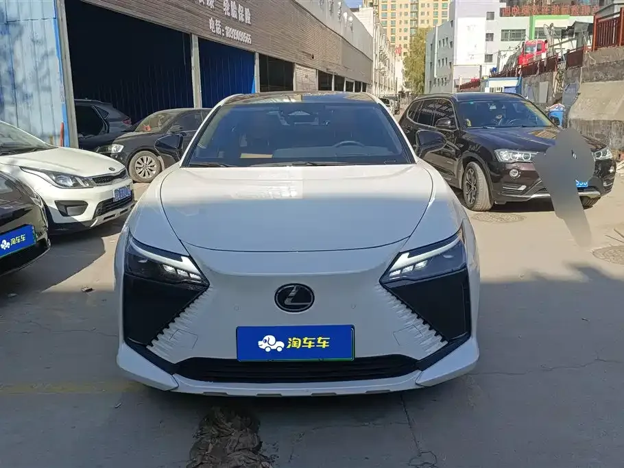 Lexus RZ 2023 из CN, фото 10