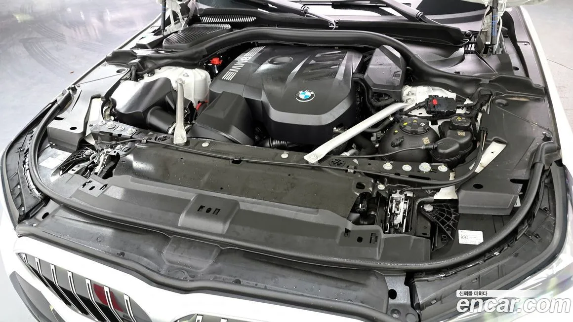 BMW 5-Series 2024 из KR, фото 8