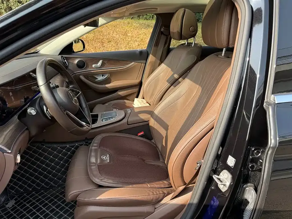 Mercedes-Benz E-Class 2023 из CN, фото 5