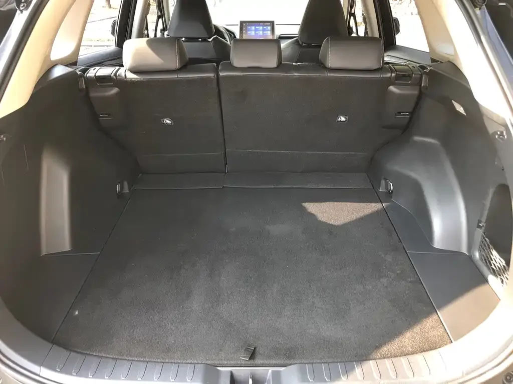 Toyota RAV4 — фото 2