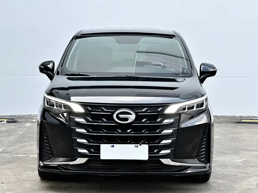 GAC Motor Trumpchi M6 — фото 9