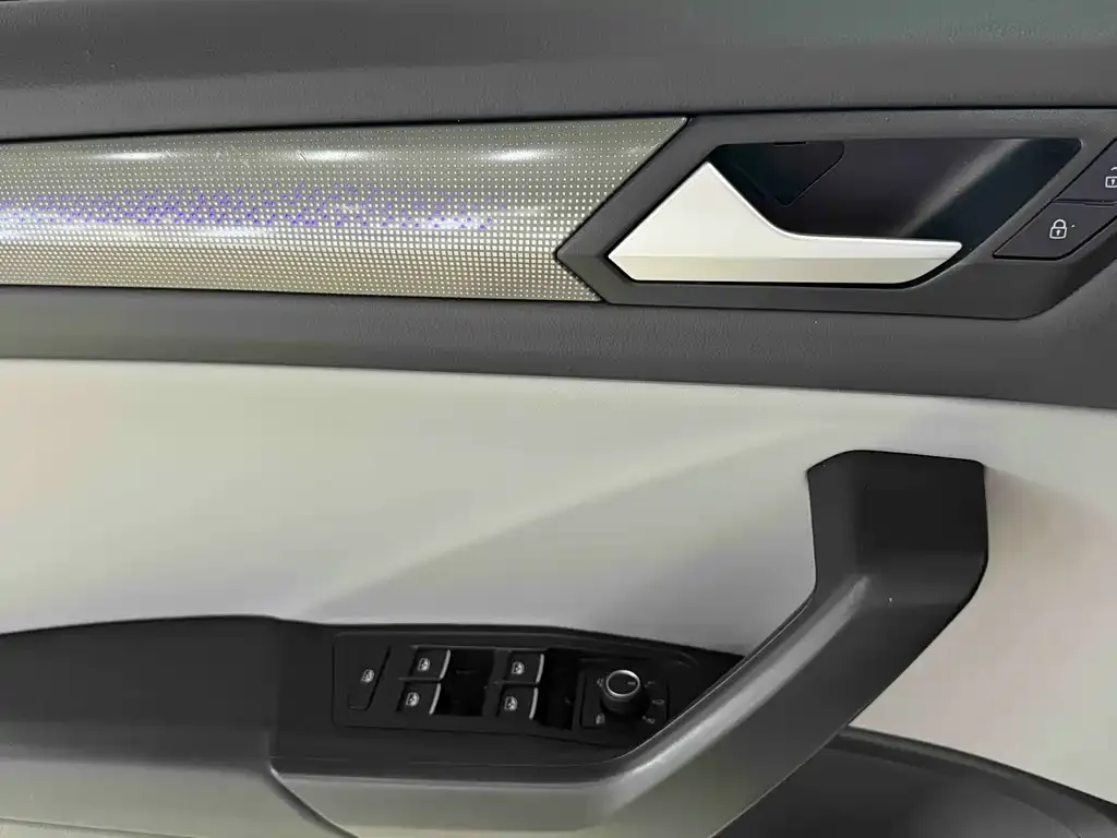 Volkswagen T-Roc 2024 из CN, фото 6