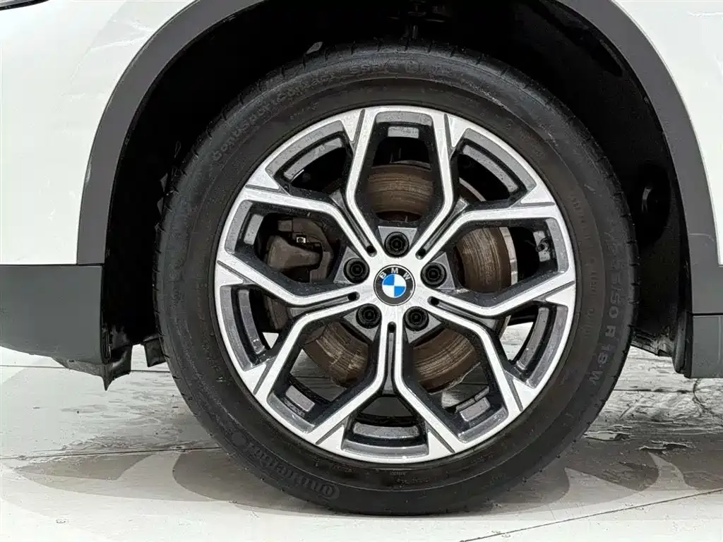 BMW X1 — фото 4