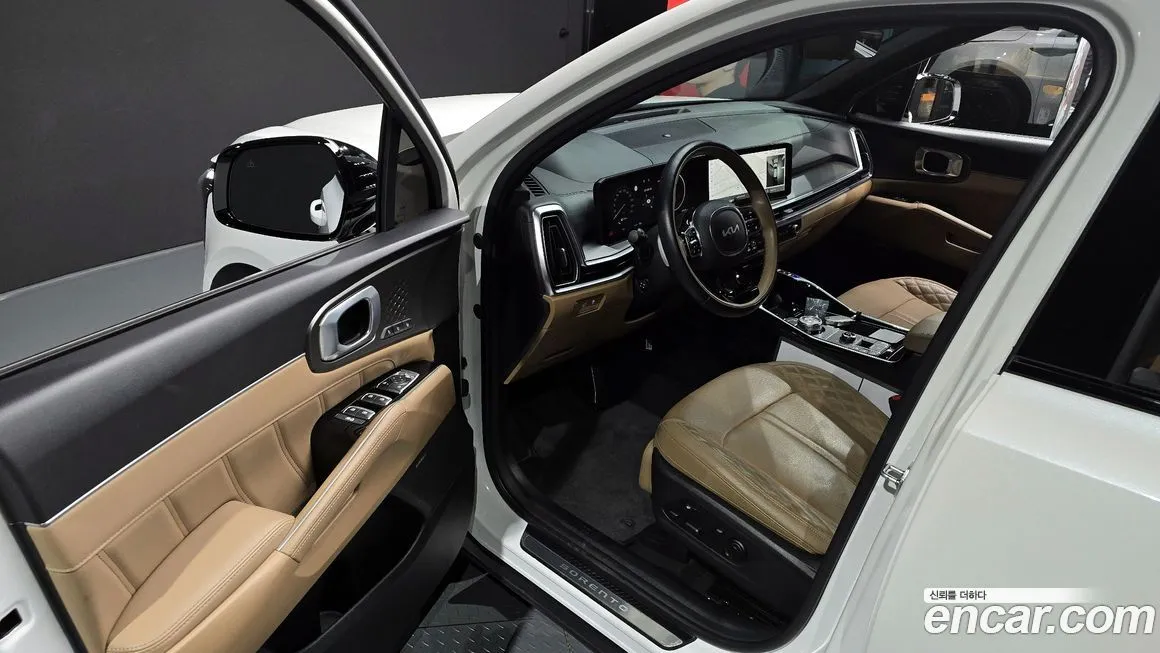 Kia Sorento — фото 6