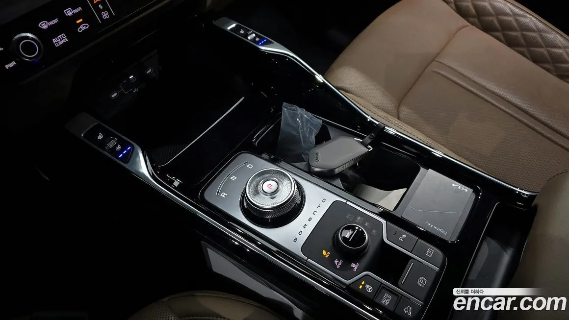 Kia Sorento — фото 4