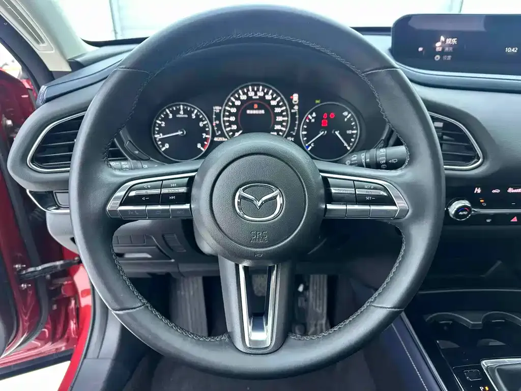 Mazda CX-30 2021 из CN, фото 10