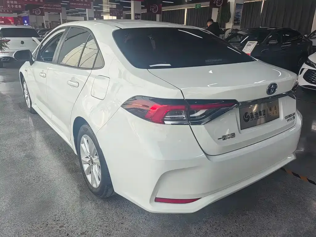 Toyota Corolla 2023 из CN, фото 5