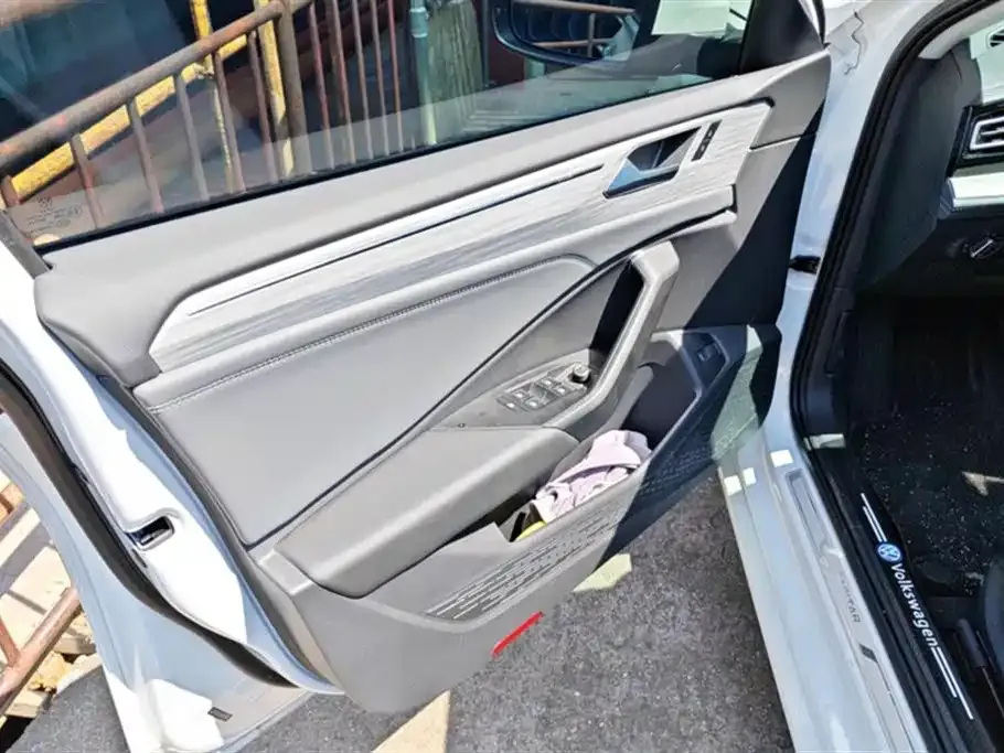 Volkswagen Sagitar 2024 из CN, фото 8