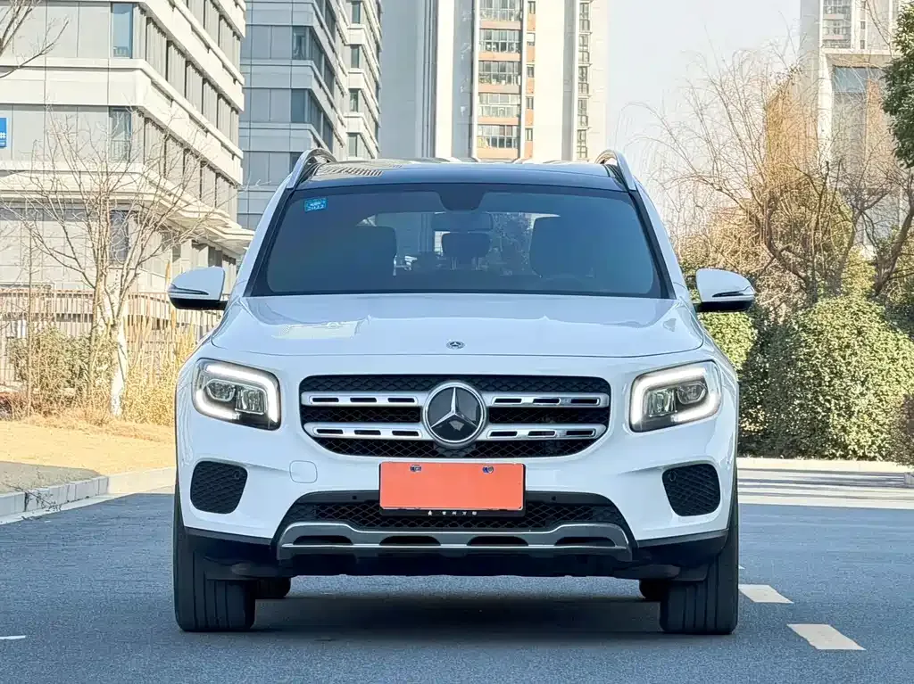 Mercedes-Benz GLB — фото 5
