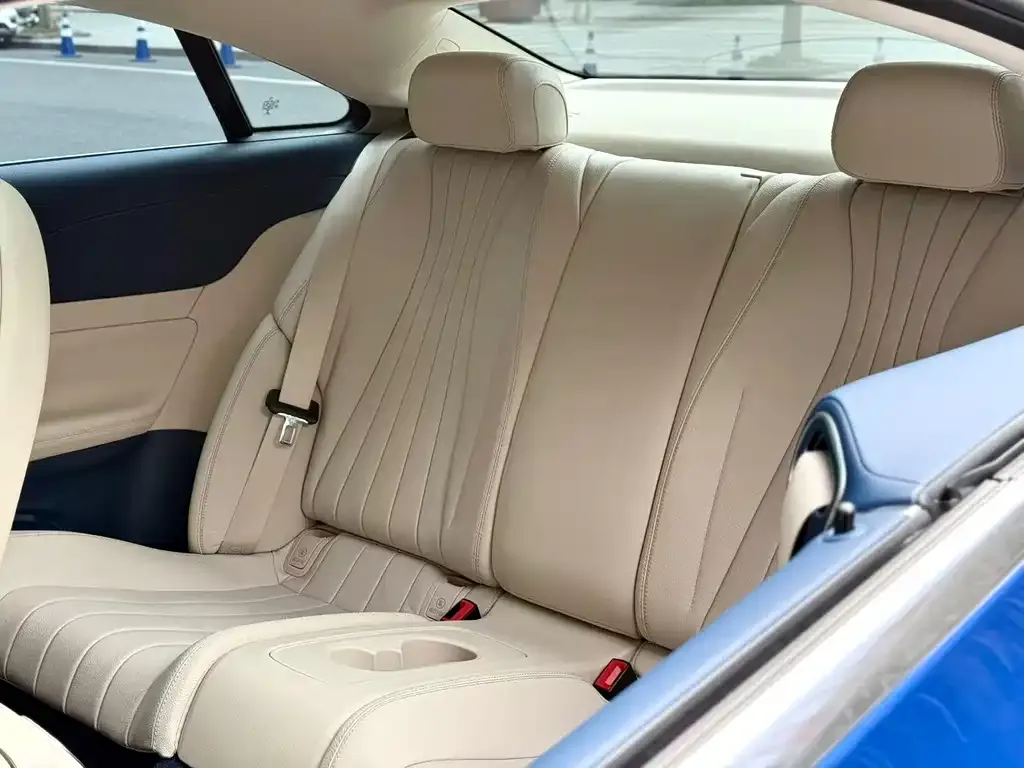 Mercedes-Benz E-Class (Import) — фото 6