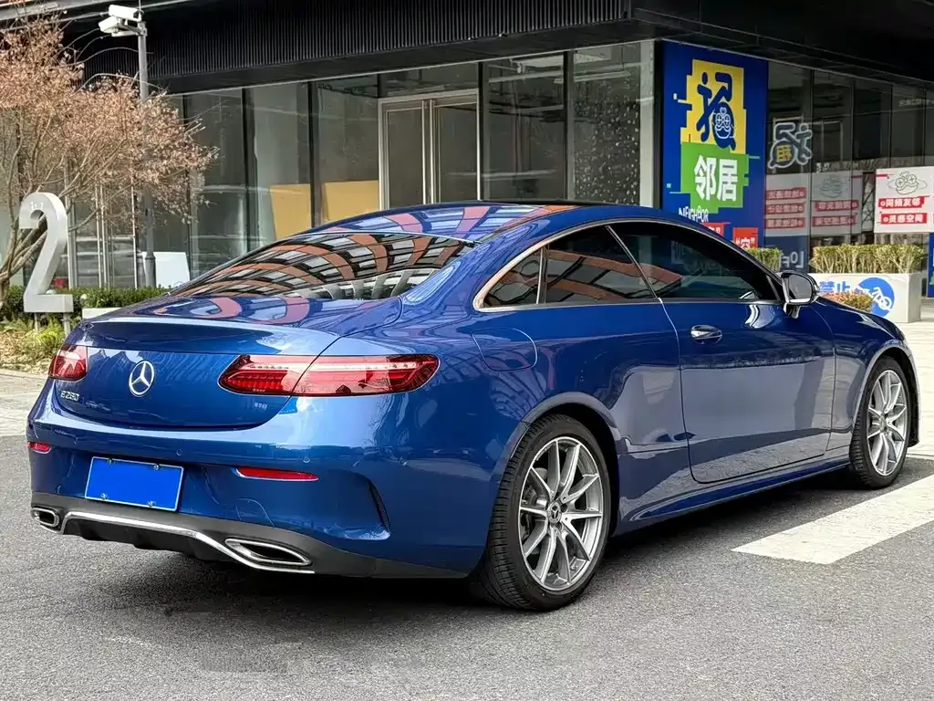 Mercedes-Benz E-Class (Import) — фото 7