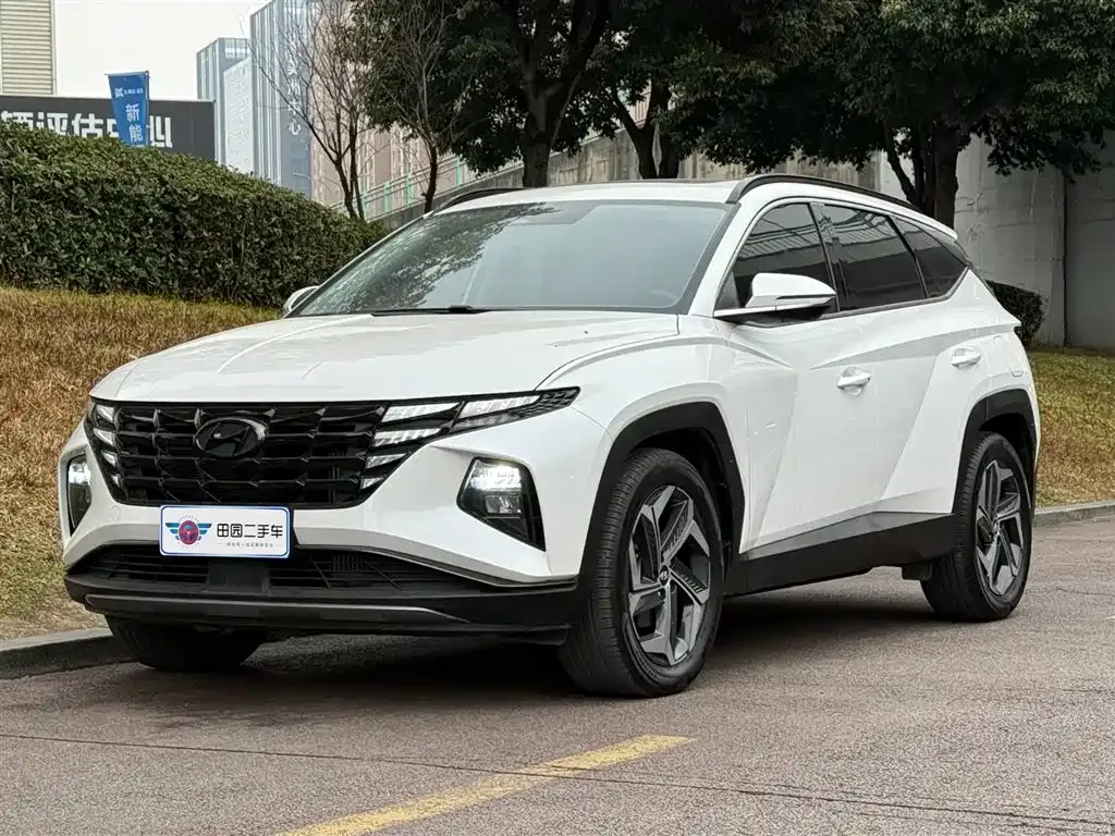 Hyundai Tucson — фото 1
