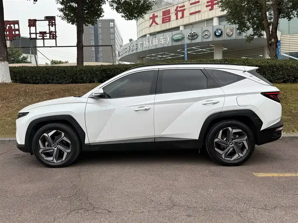 Hyundai Tucson — фото 8