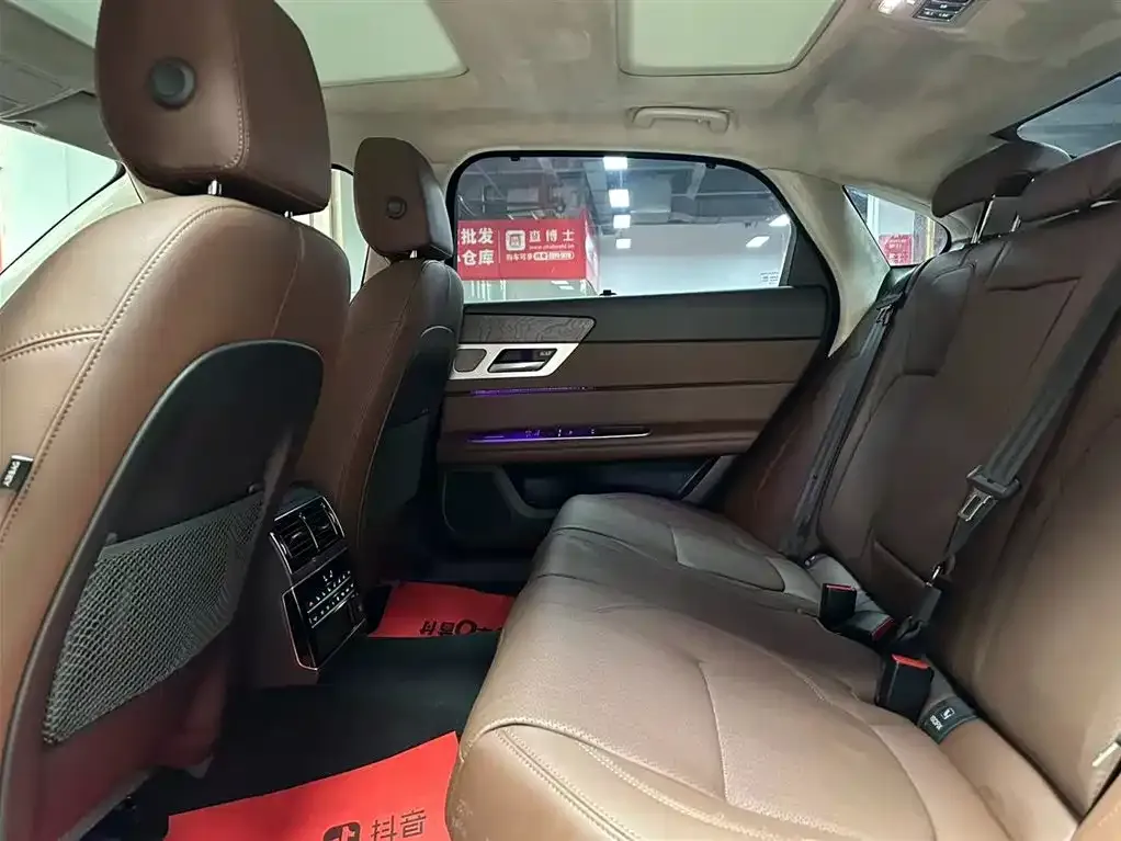 Jaguar XFL 2022 из CN, фото 4