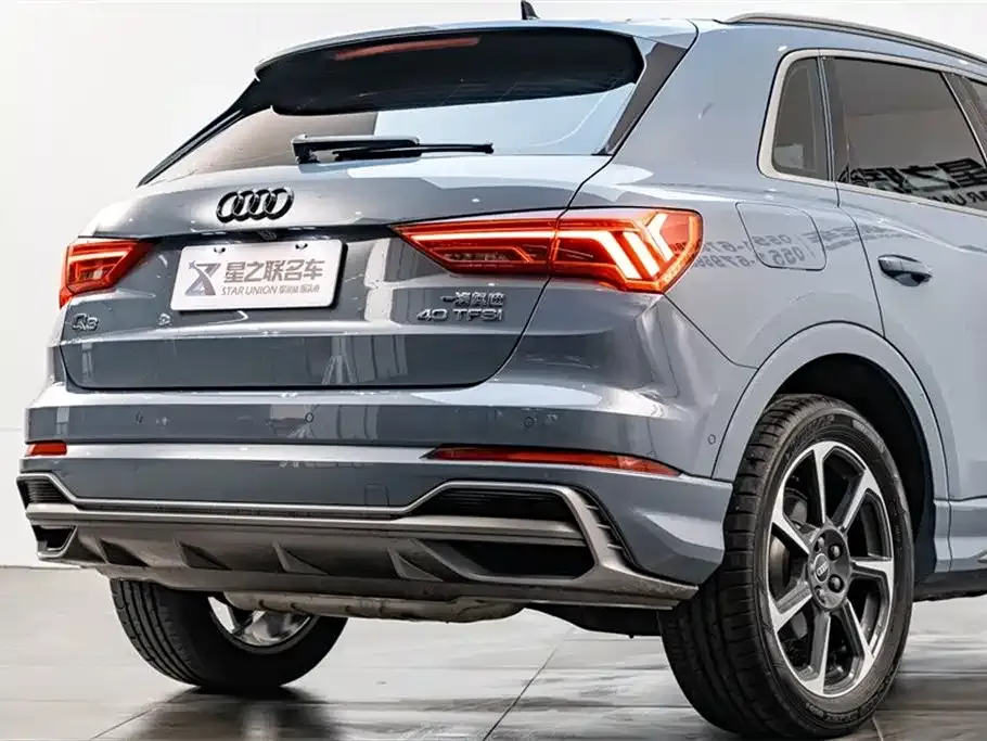 Audi Q3 — фото 10
