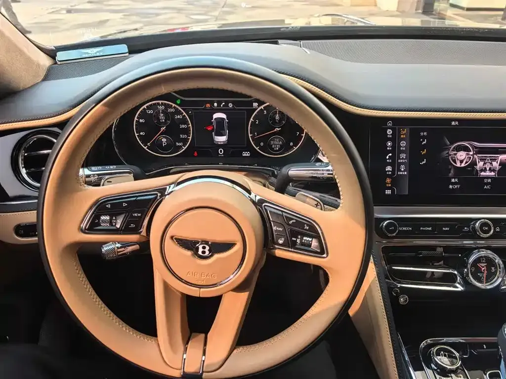Bentley Flying Spur — фото 4