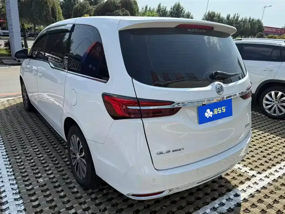 Buick GL8 2021 из CN, фото 10
