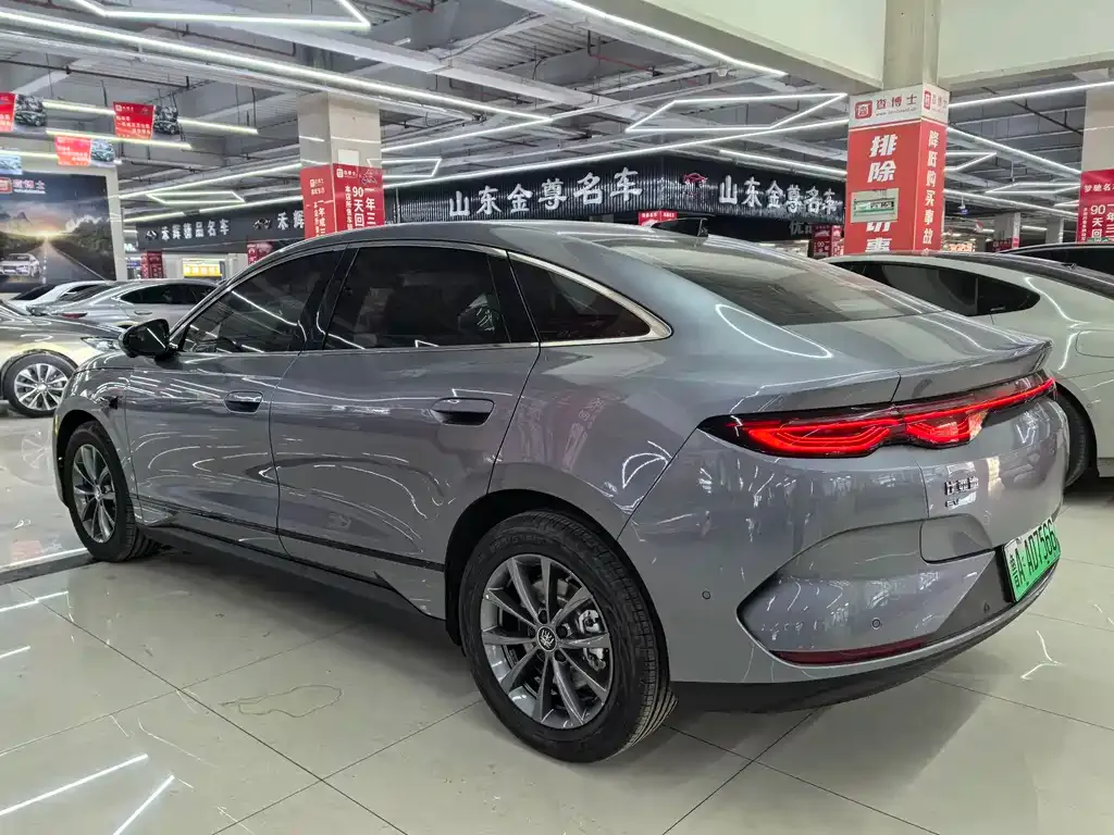 BYD Qin L 2026 из CN, фото 2
